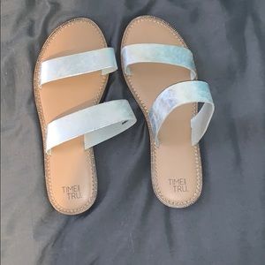 Double strap sandals